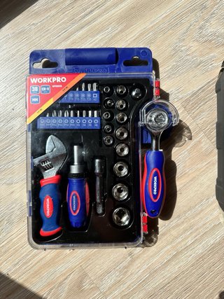 Pack brico: Taladro 14,4V + Herramientas WORKPRO.