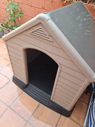 Caseta para perro Keter beige