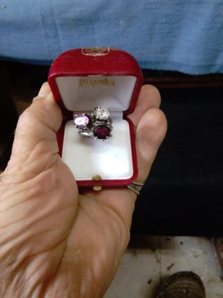 Impresionante anillo plata antigua, con 3, piedras