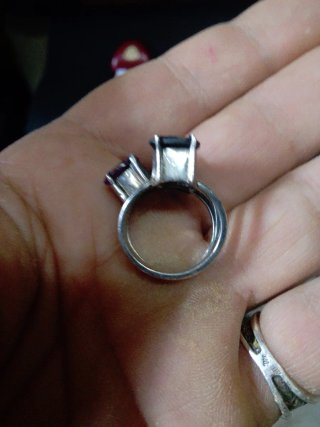 Impresionante anillo plata antigua, con 3, piedras