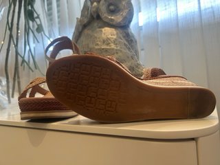 Sandalias de cuña Tommy Hilfiger – Como nuevas