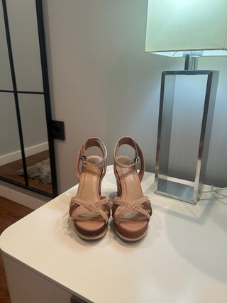 Sandalias de cuña Tommy Hilfiger – Como nuevas