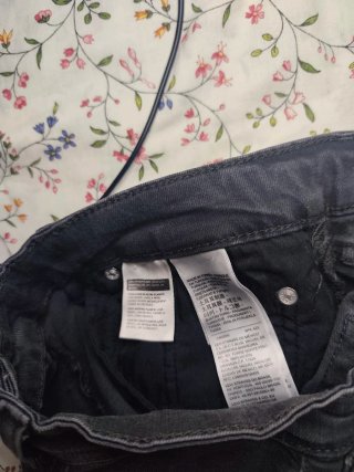 Pantalón Levis talla M 38 28x32