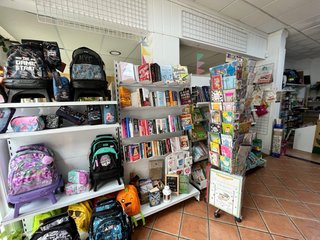 Se traspasa Estudio Sacapuntas, Librería-Papelería
