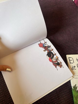Cofre pupi libro, libreta y puzzle