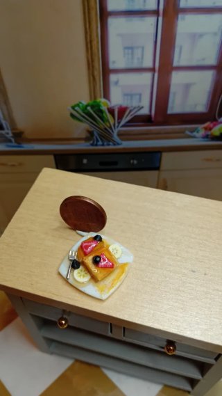 Casa delle bambole waffles alla frutta