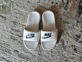 Chanclas de nike reales