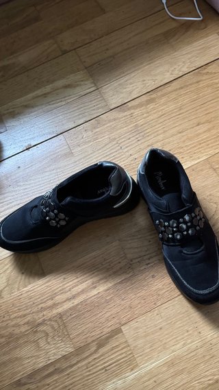 Zapatillas Membur negras y plateadas