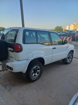Nissan Terrano II 2004