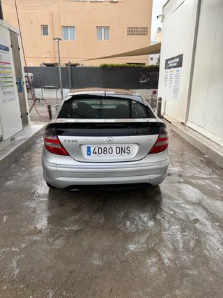 Mercedes-Benz Clase C 2005