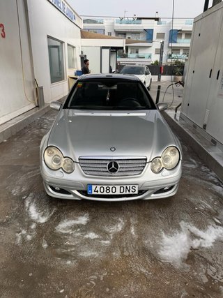 Mercedes-Benz Clase C 2005