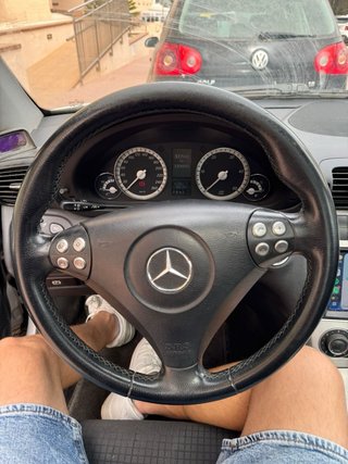 Mercedes-Benz Clase C 2005