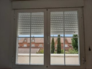 Ventanas aluminio abatibles climalit barrotillo