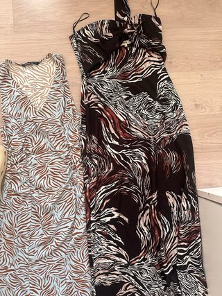 Lote de tres vestidos y falda, Zara y firma NTB