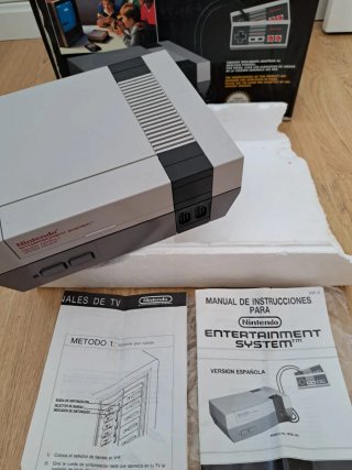 CONSOLA NINTENDO NES VERSION ESPAÑOLA