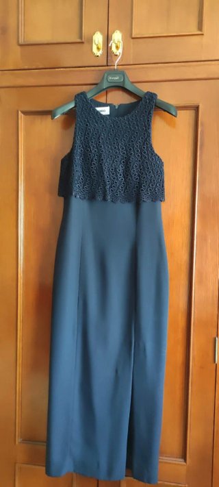 Vestido largo fiesta con chal