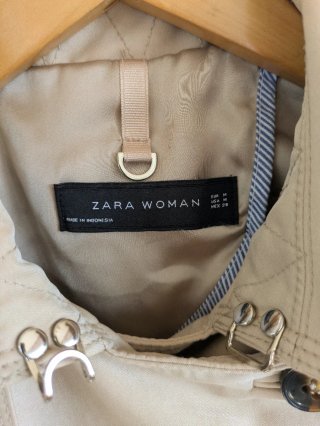 Zara Talla M - Gabardina Beige
