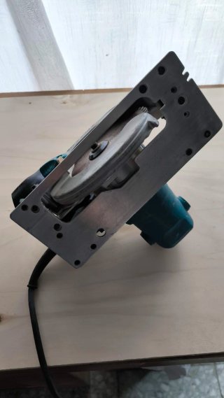 Sierra circular Makita HS6601