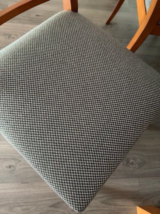 Mesa de comedor y sillas