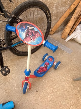 Patinete Spiderman