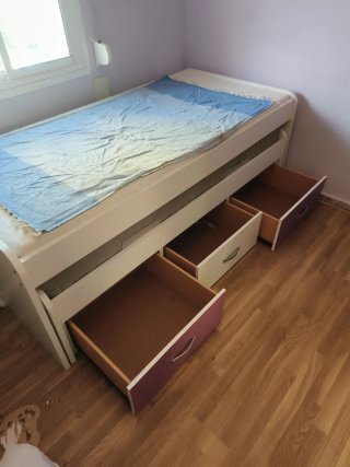 Cama Nido con cajones.