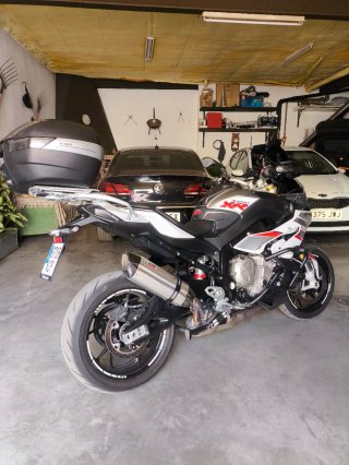 BMW S1000XR