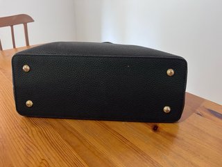 Bolso Louis Vuitton Capucines MM (original 2013)