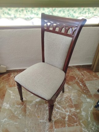 Mesa comedor extensible + 4 sillas