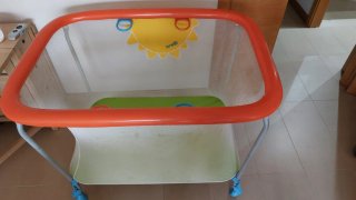 Parque infantil Brevi, como nuevo