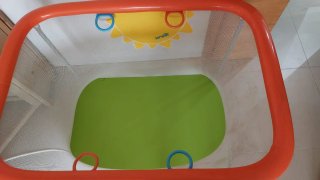 Parque infantil Brevi, como nuevo