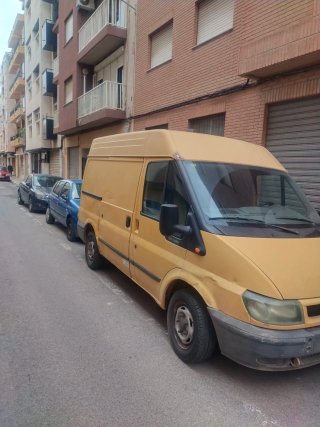 Ford E-Transit 2005