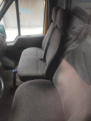 Ford E-Transit 2005