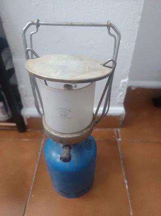 Lámpara de gas camping antigua