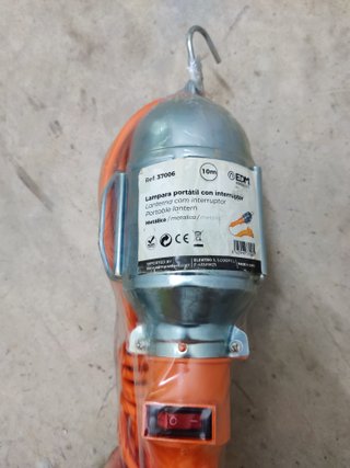 Lámpara Portátil con gancho y cable naranja
