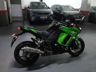 Moto Kawasaki 1000 SX 142 cv
