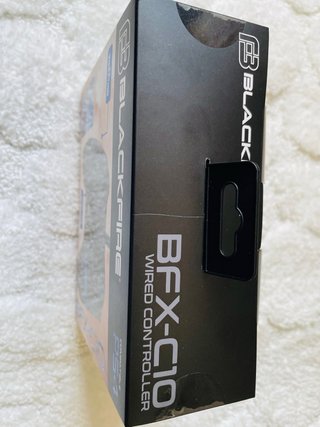 Blackfire PS4 Wired Controller – Dual Vibration