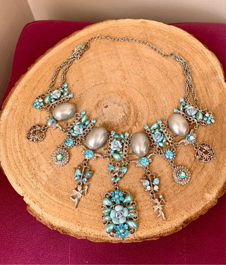 Gargantilla vintage barroca perlas y abalorios 90s