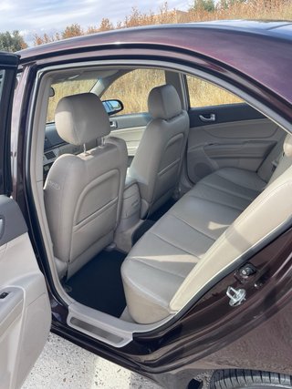Hyundai Sonata 2010