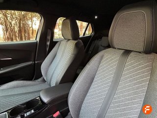 Peugeot 2008 Allure Gasolina 100 S&S 6 Vel. MAN
