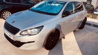 Peugeot 308 2016