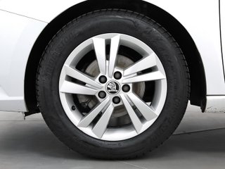 SKODA FABIA ambition +