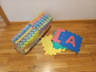 Alfombra piezas goma eva