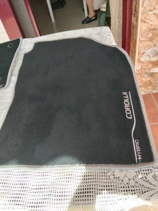 Alfombrillas originales Toyota para Corolla Híbrid