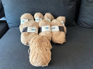 Lote Ovillos de 50% Lana y 50% Acrílico Skot Brio