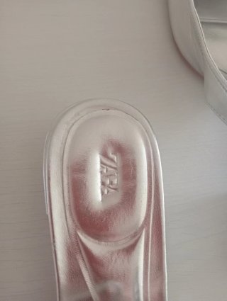 Zapato zara