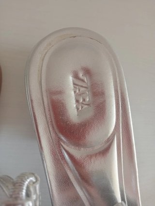Zapato zara