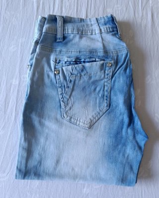 Pantalón 3/4 azul