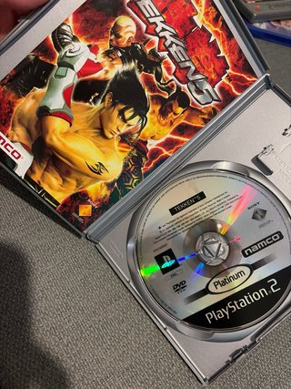Varios juegos tarjeta de memoria y cables