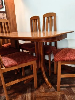 Mesa de comedor de libro + 6 sillas a juego