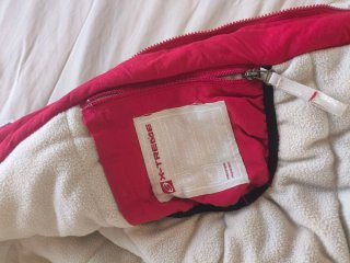 CHAQUETA XXL ESQUÍ ROJO Y BEIGE